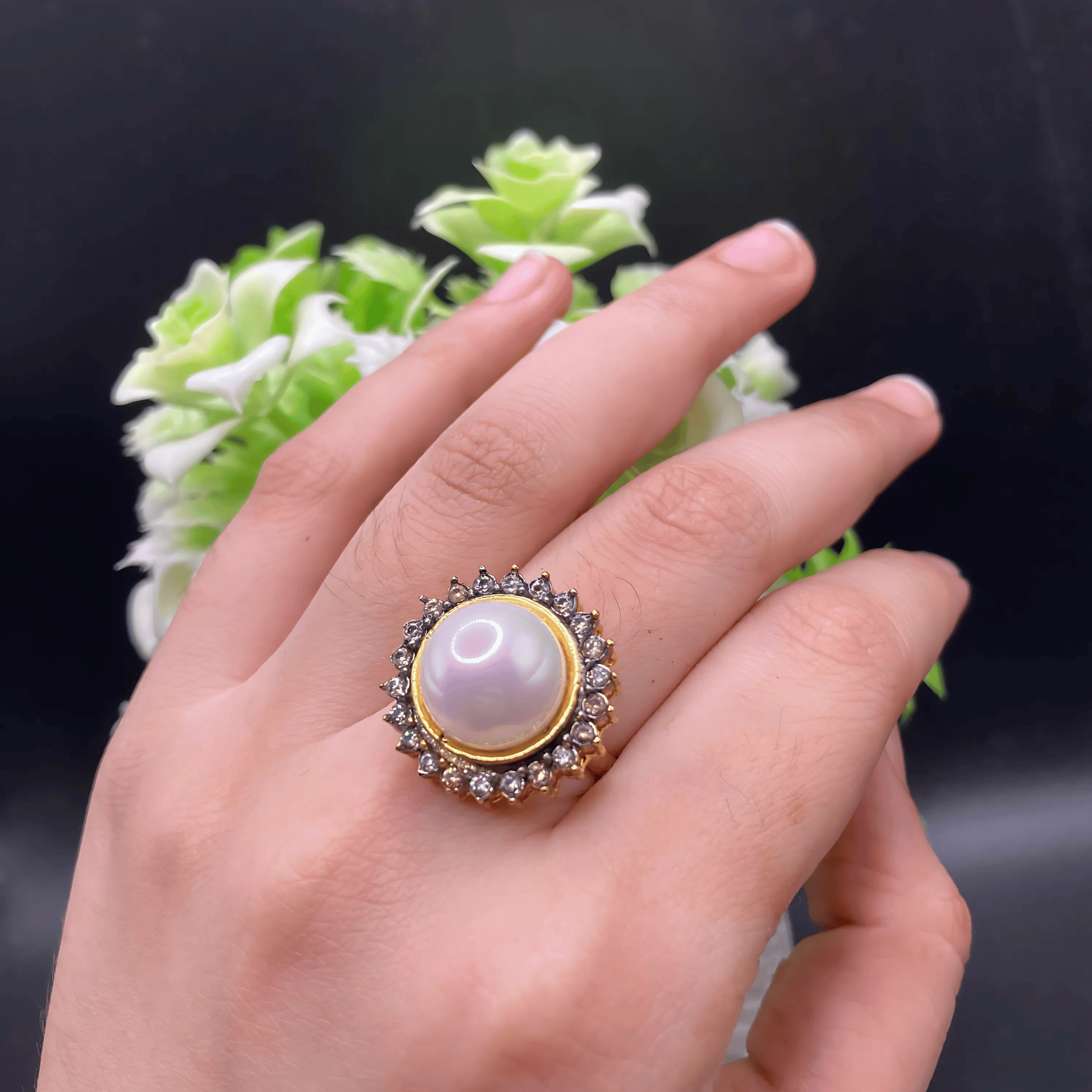 Pearl Centered Ring
