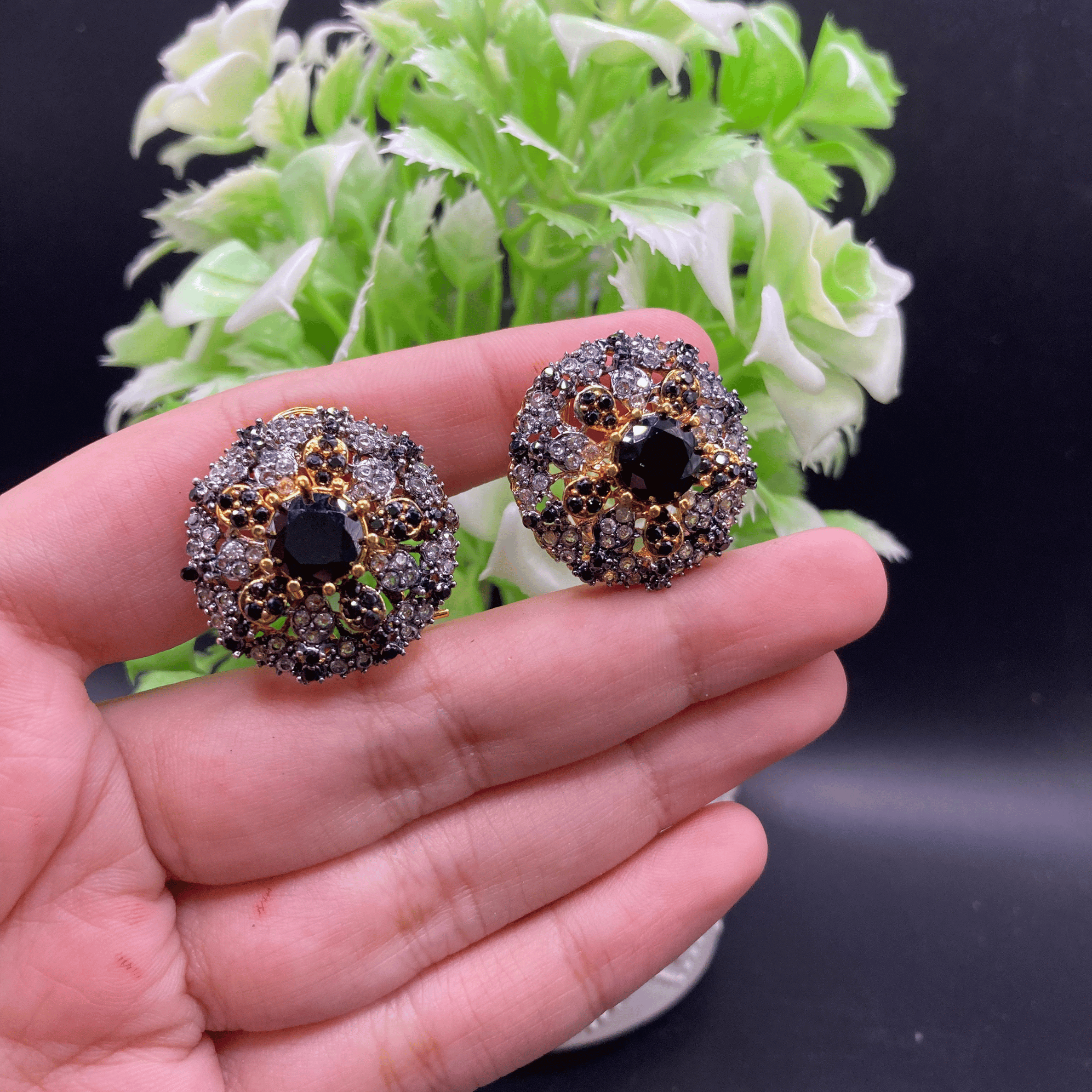 Sparkling Jarao Studs