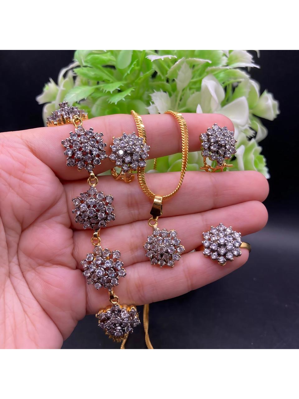 22k-Dipped Twinkle Deal