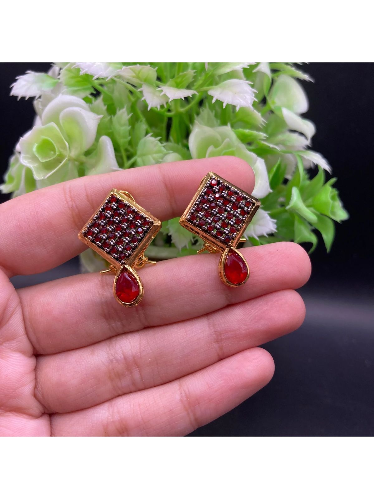 Jarao Studs