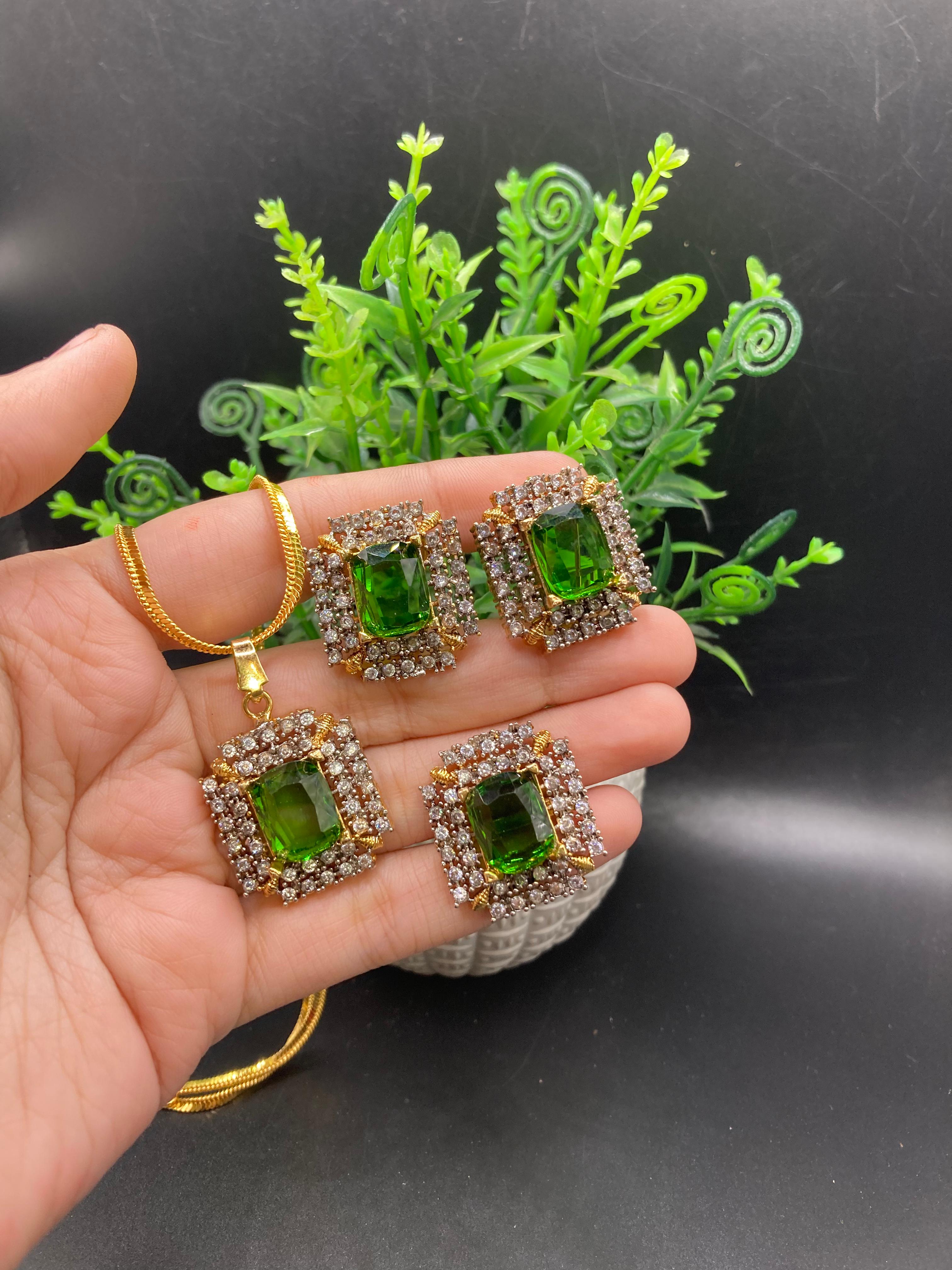 Big jarao with real stone set