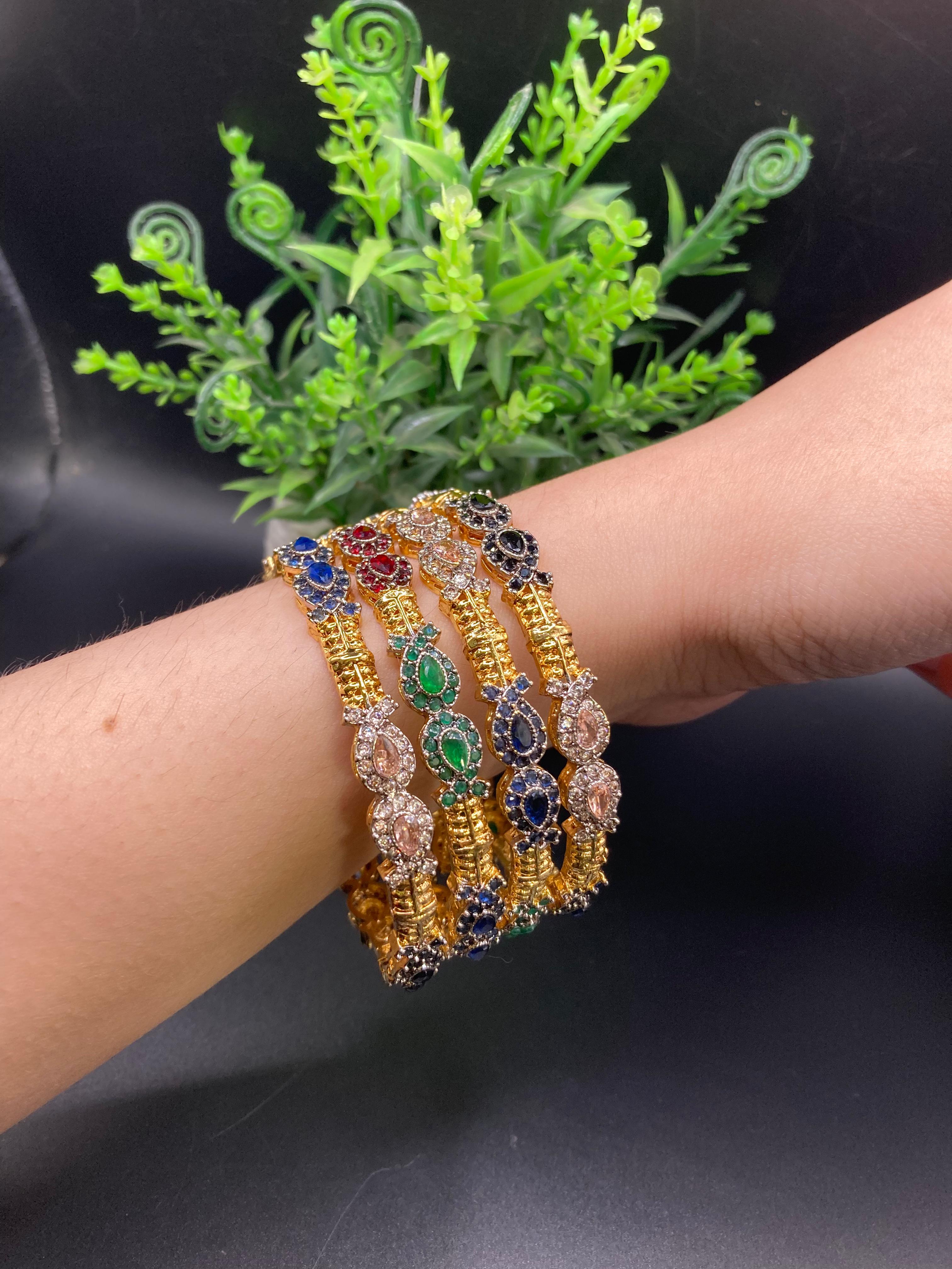 Jarao Elegant bangles set