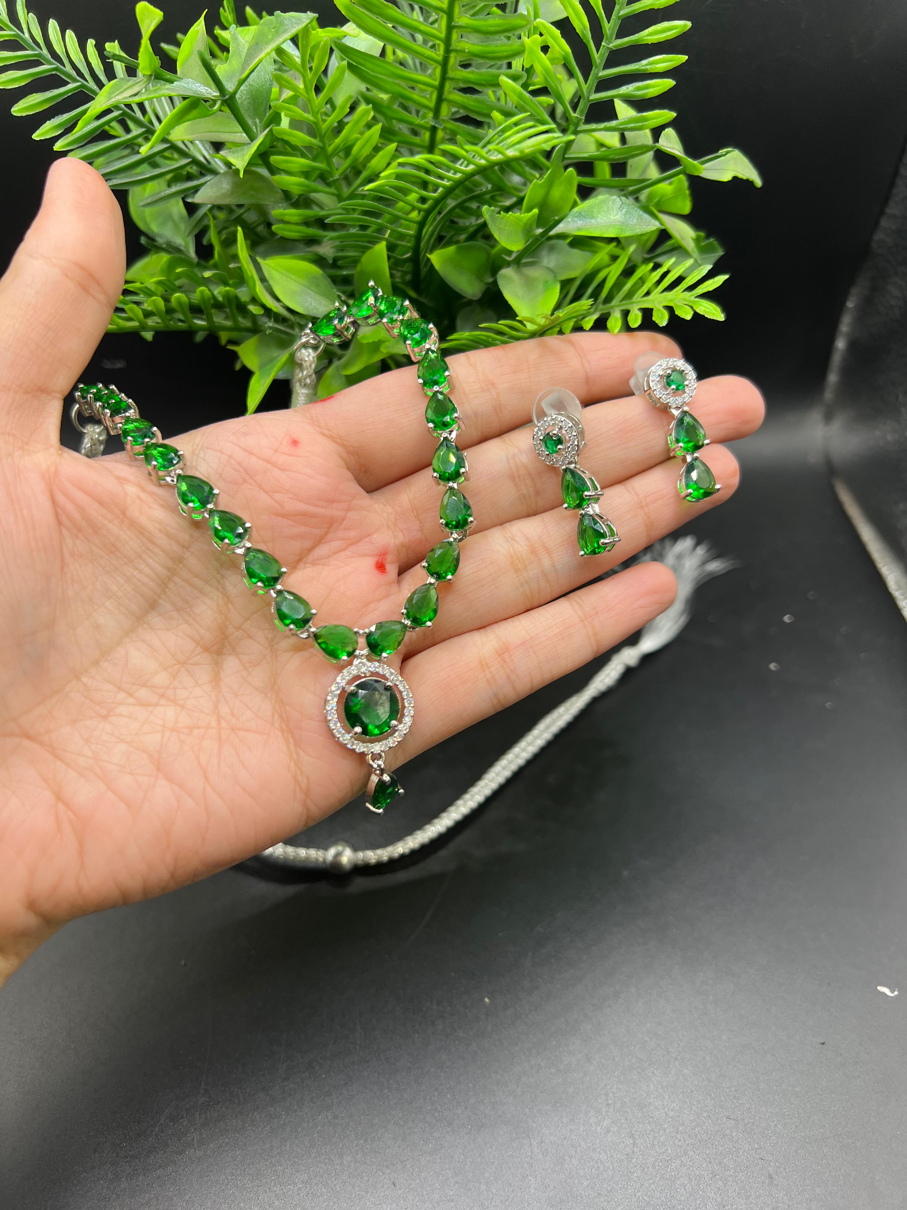 AD with doublet stone set