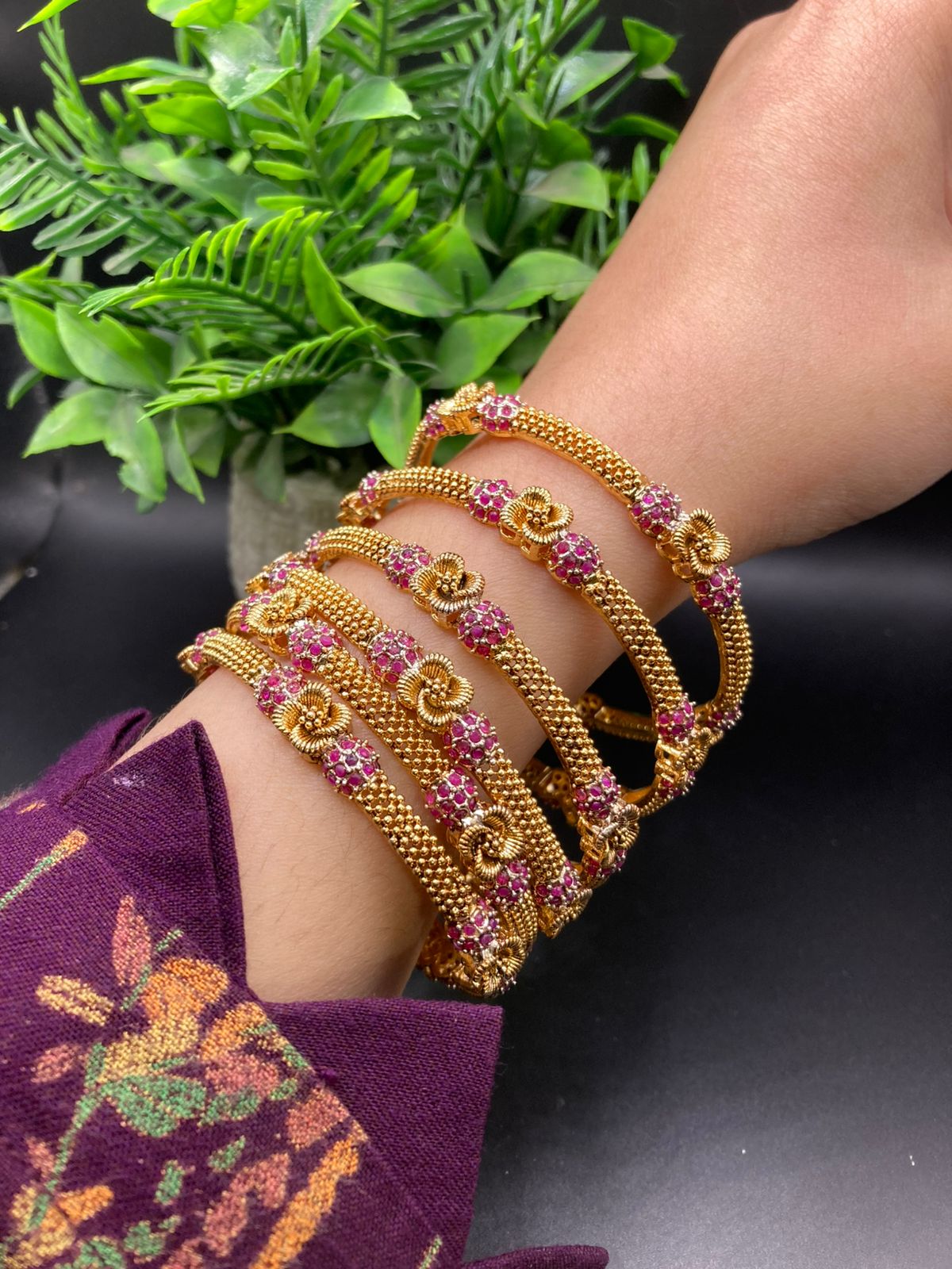 Jarao bangles set