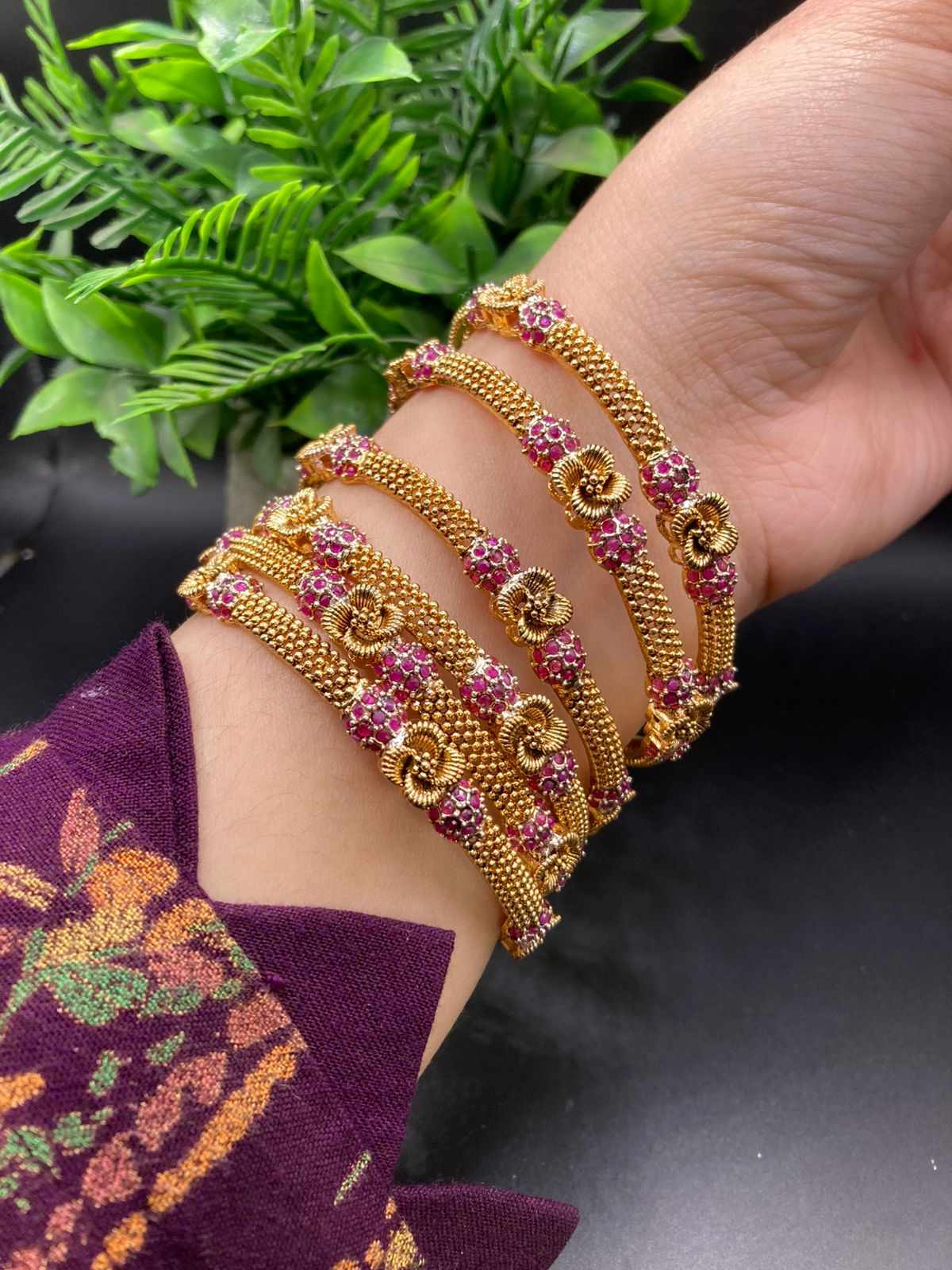 Jarao bangles set
