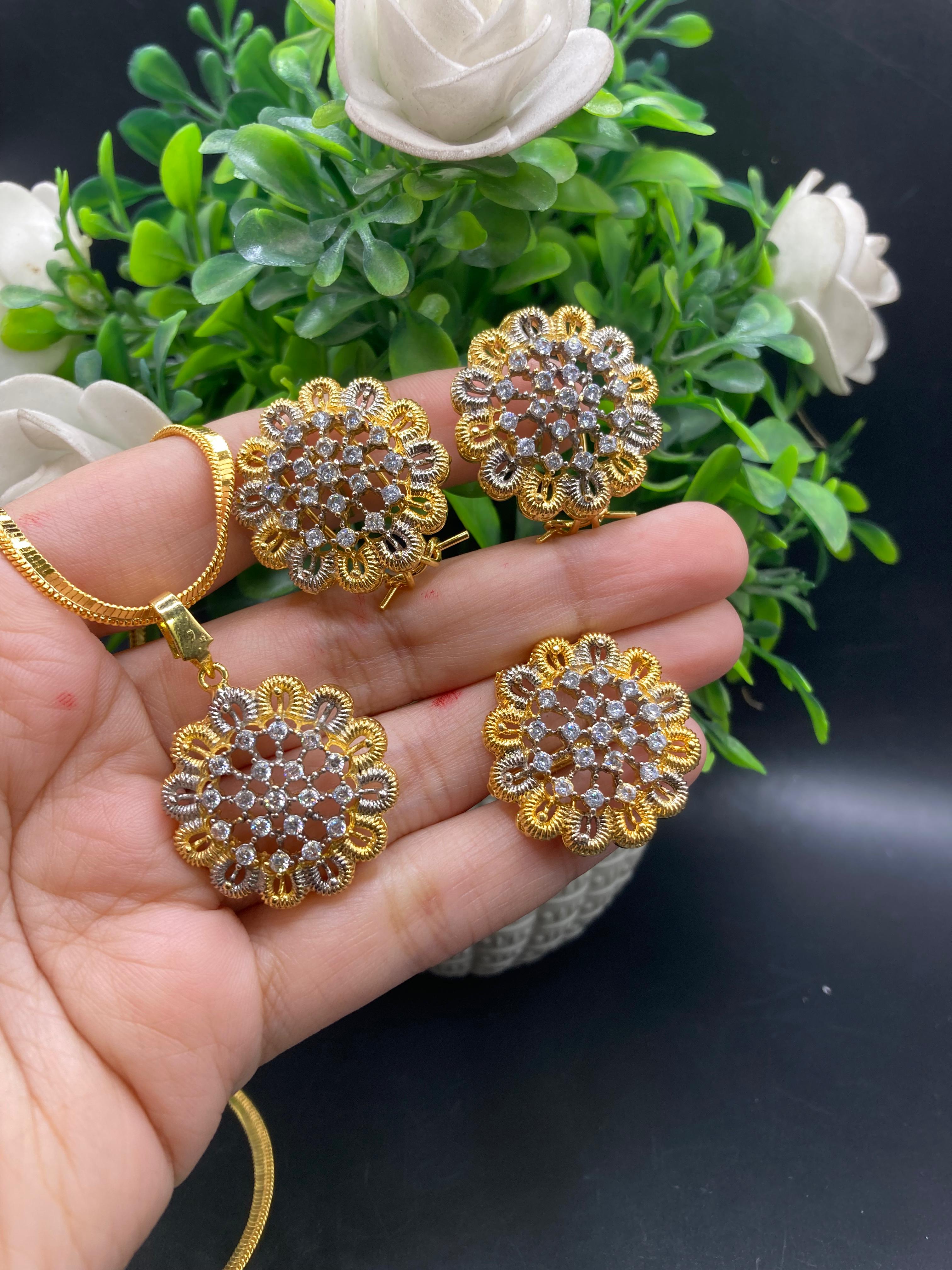 Two toned Gold plated set
