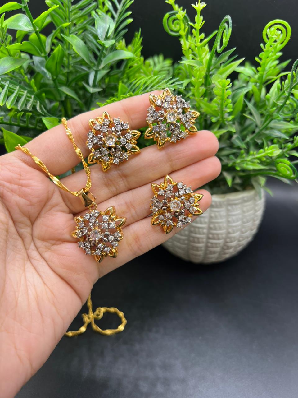 22K Dipped Floral Set