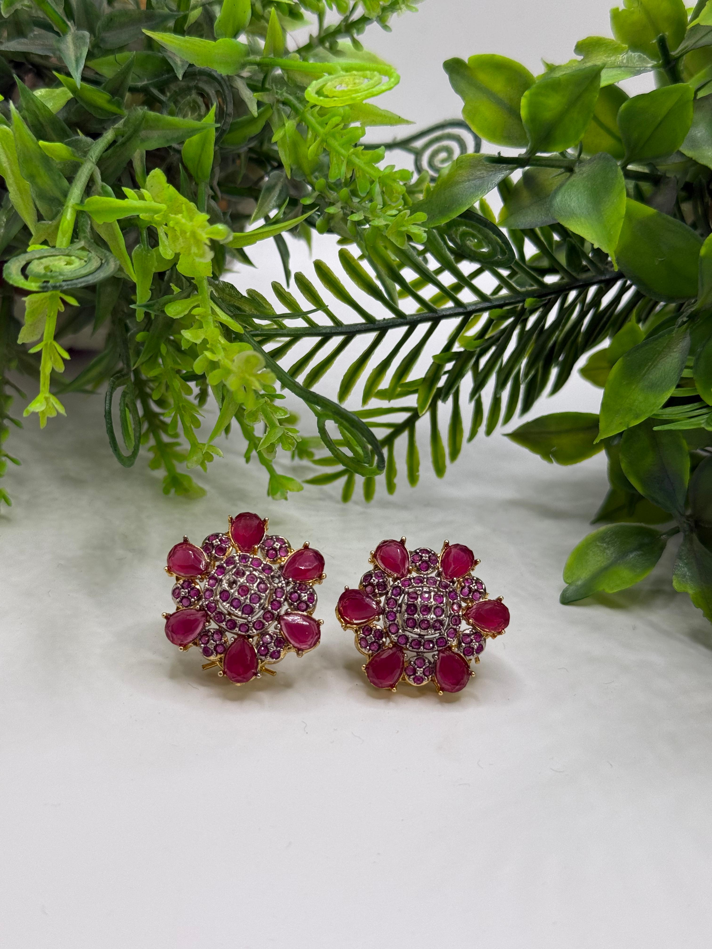 Floral jarao studs