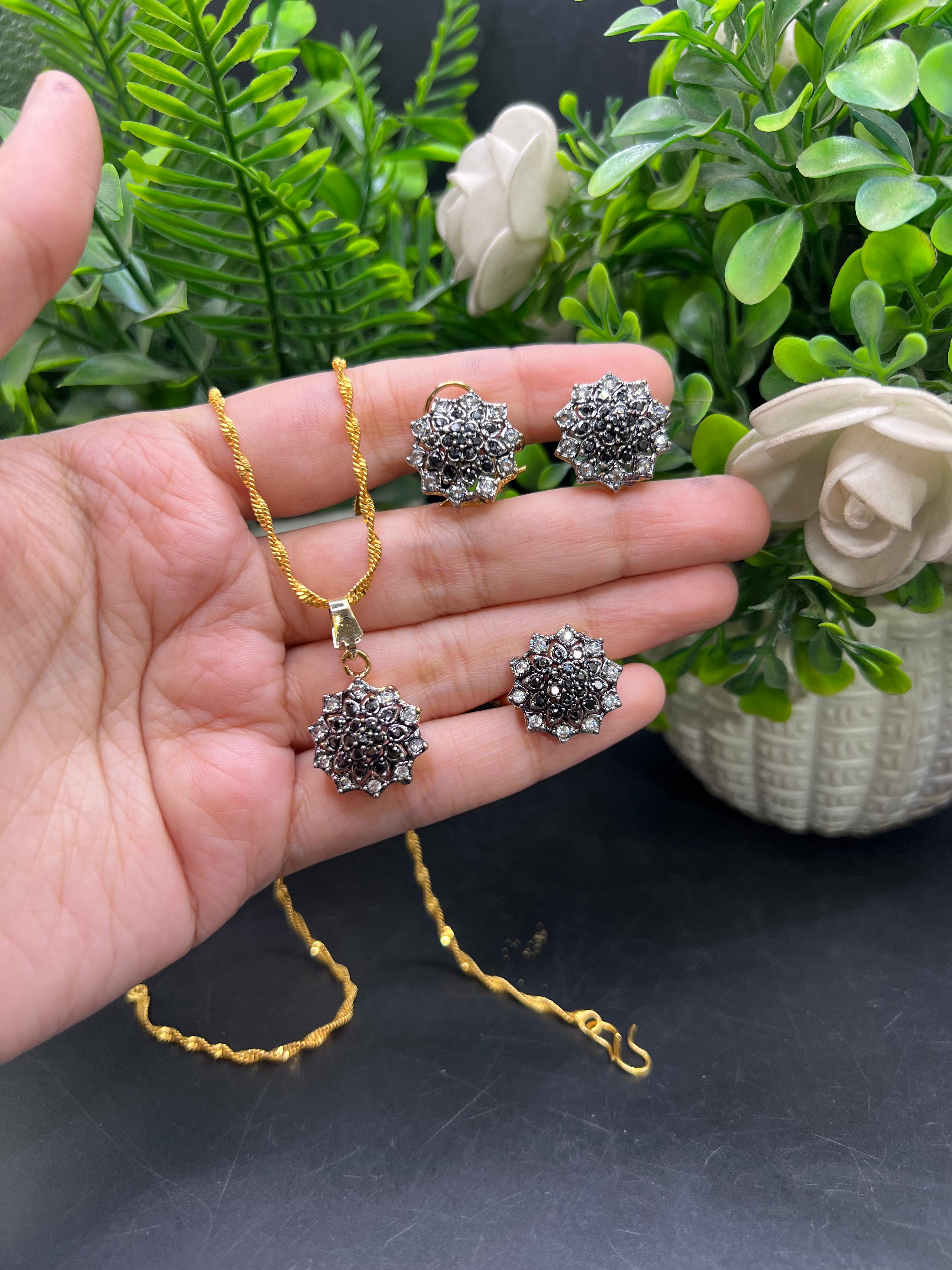 Starlight Gold Polished Jarao sets