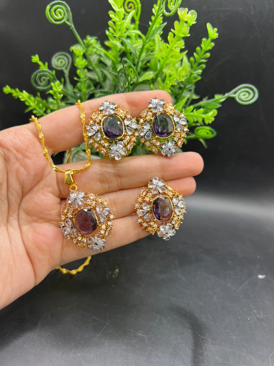 Oval glow jewelry set