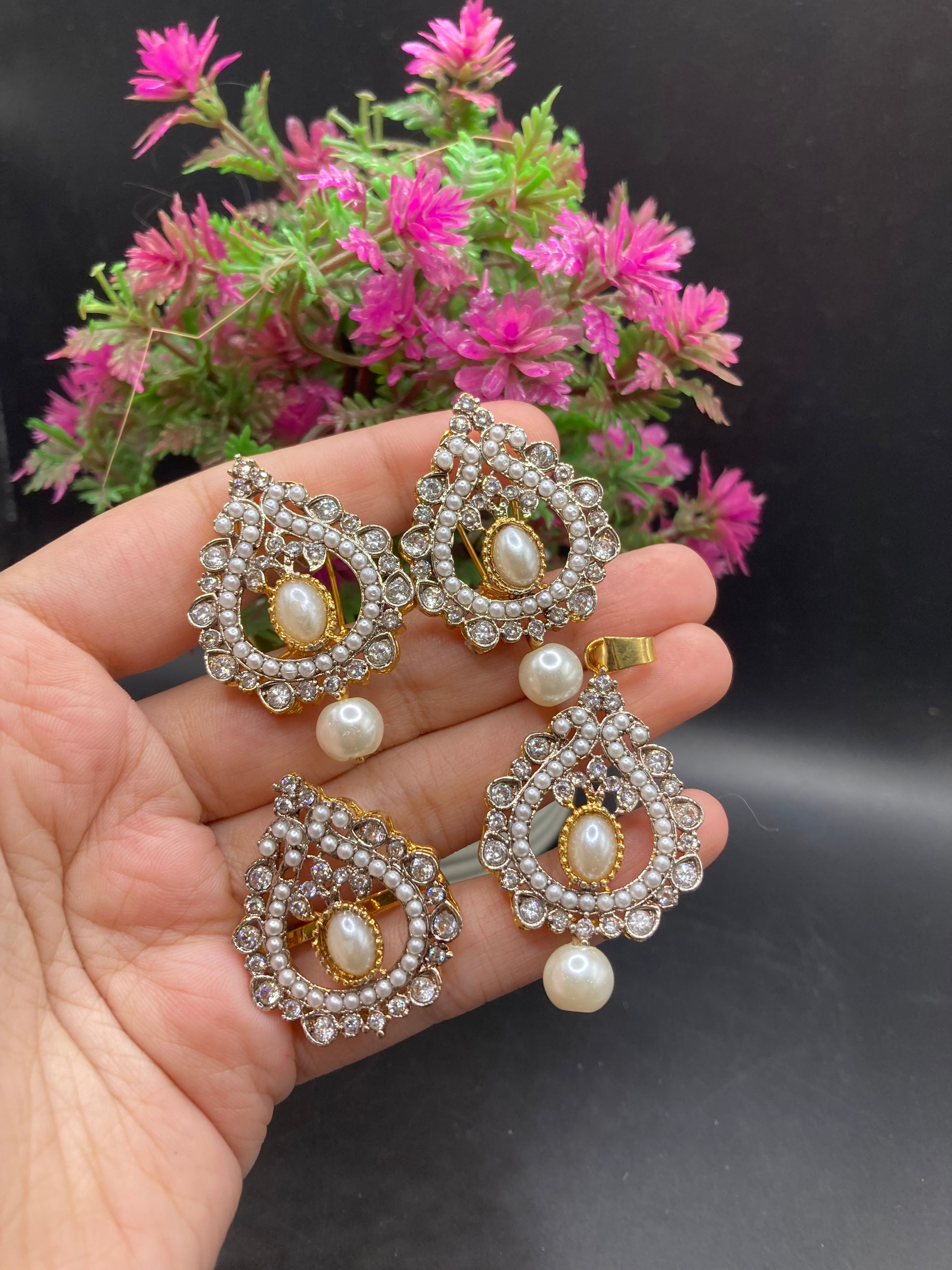 Jarao Petal Set