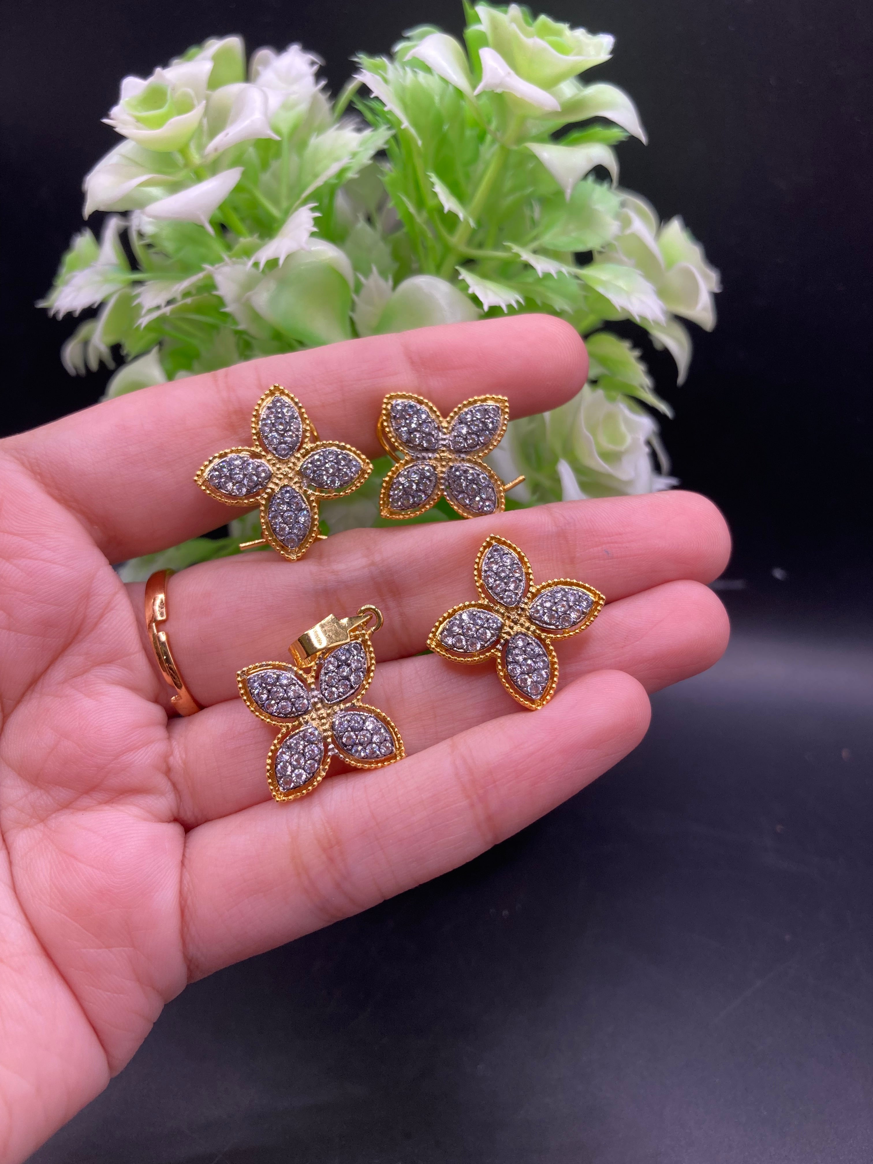 22K Dipped Diamond-Cut Jewelry Set