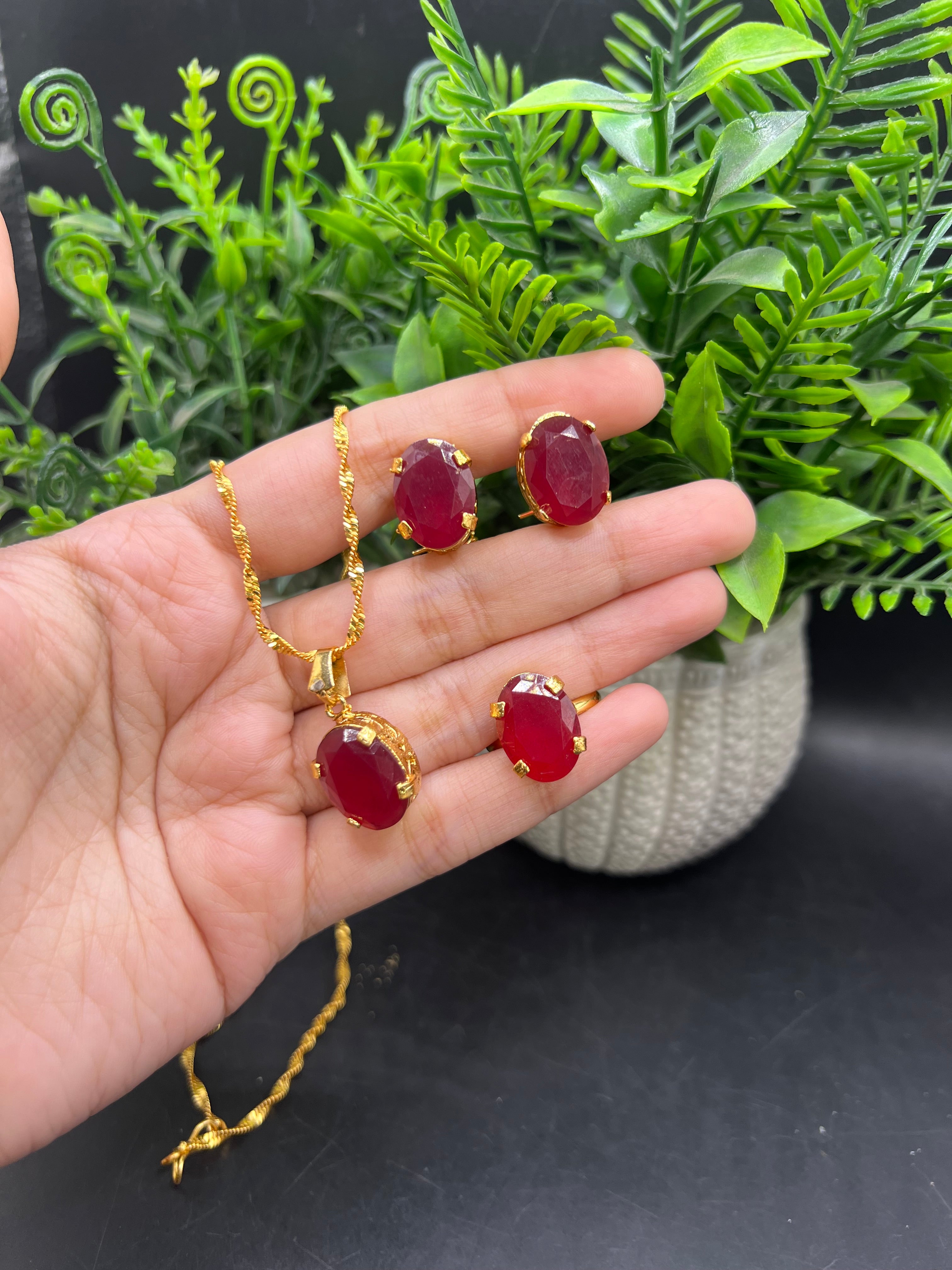 Sparkling Single stone set