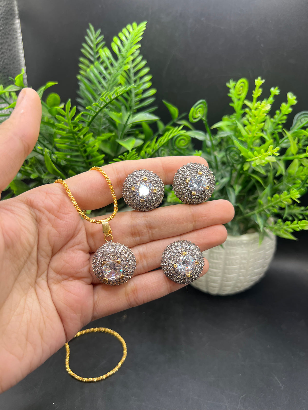 New diamond set