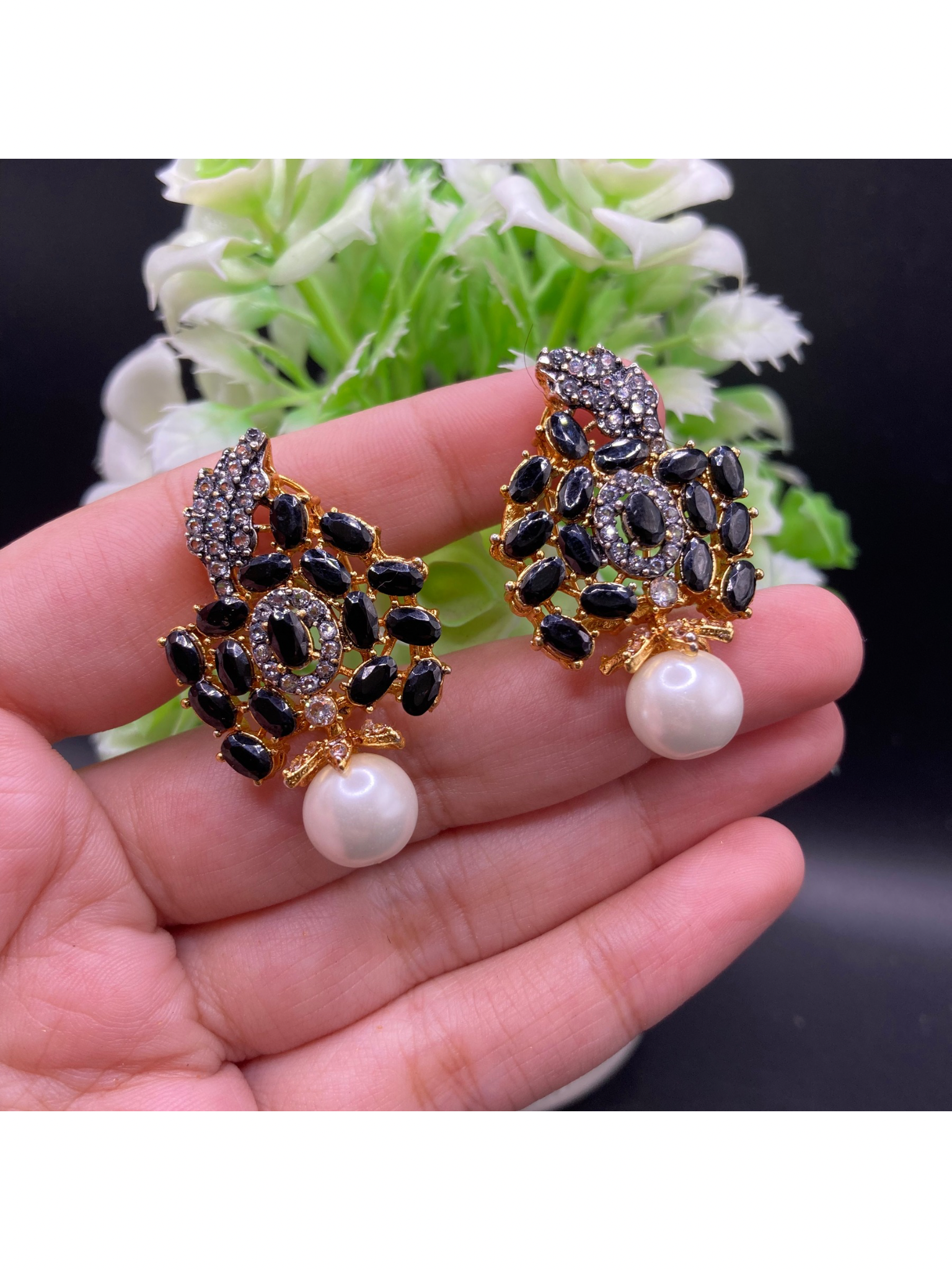Jarao Earrings